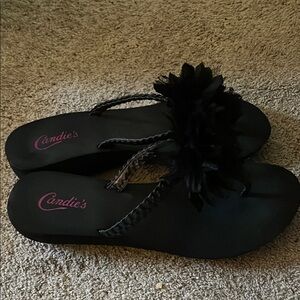 Candie's Black Floral Women's Sandals